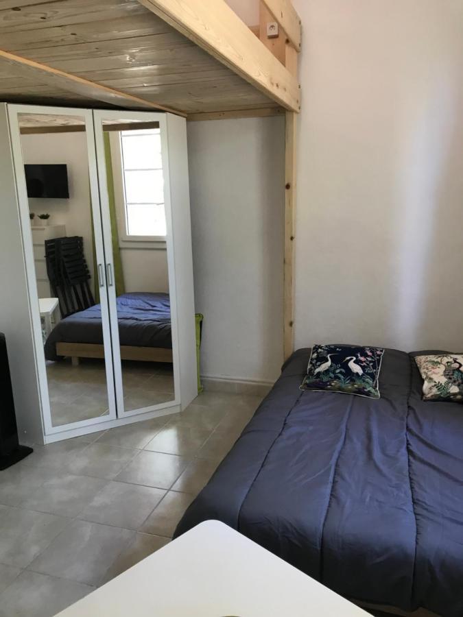 L Annexe 50m De La *